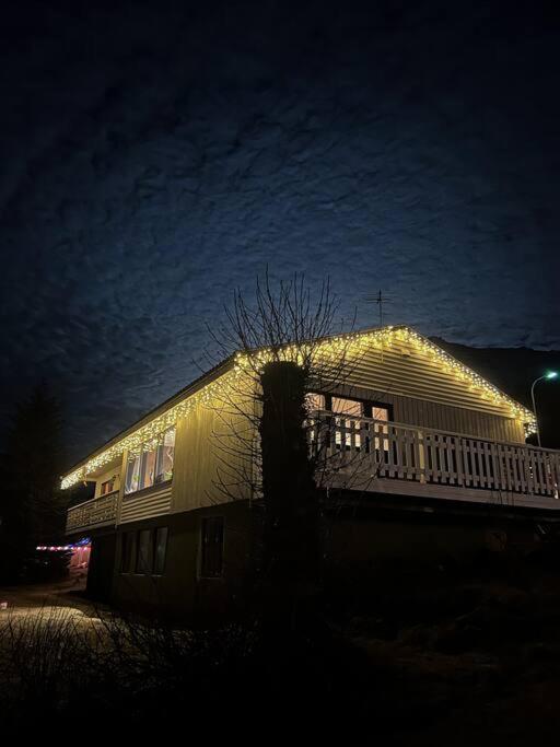 Botnahlid Villa, Mountain And Town Views And Outdoor Sauna Seythisfjorthur Exterior foto