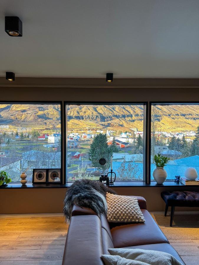 Botnahlid Villa, Mountain And Town Views And Outdoor Sauna Seythisfjorthur Exterior foto