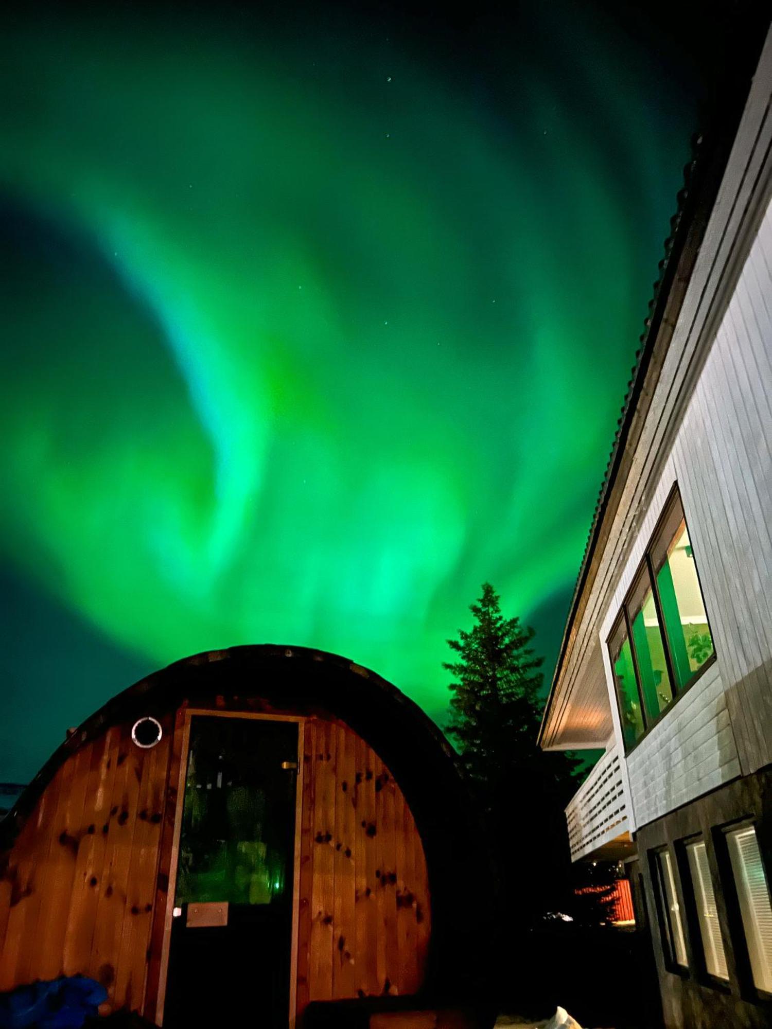 Botnahlid Villa, Mountain And Town Views And Outdoor Sauna Seythisfjorthur Exterior foto